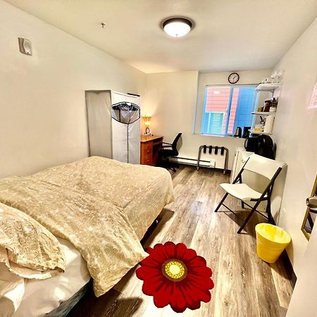 Micro Studio Apartment 10 Minutes Walk To University Of Washington 西雅图 外观 照片